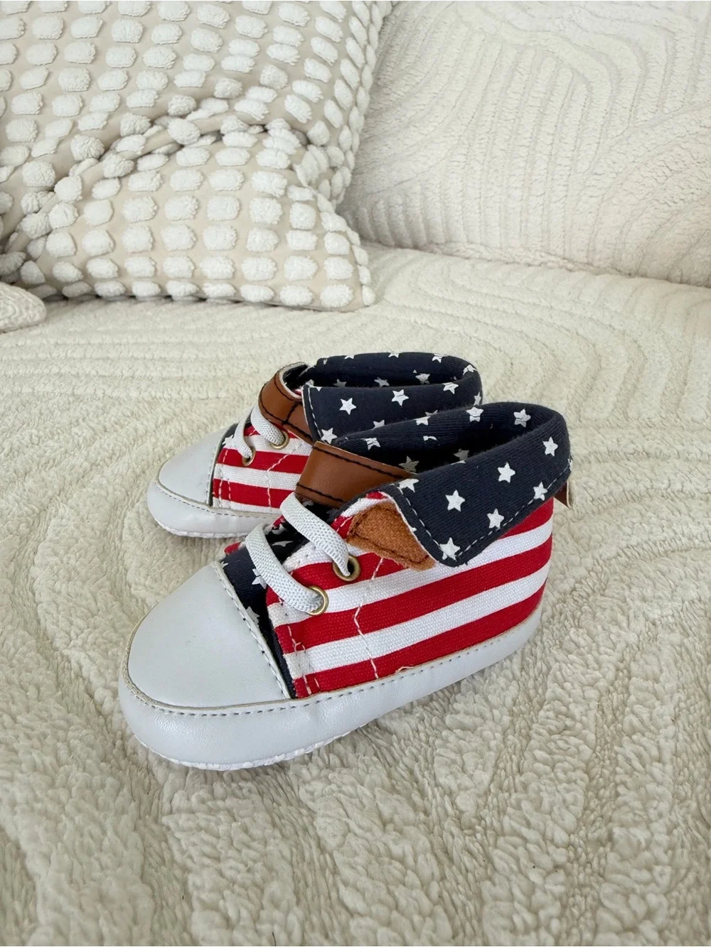 Patriotic Stars & Stripes BABY Shoes - NEW - size 0-6 M